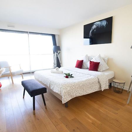 Appartement Spacieux Vue Cathedrale Reims Exterior foto
